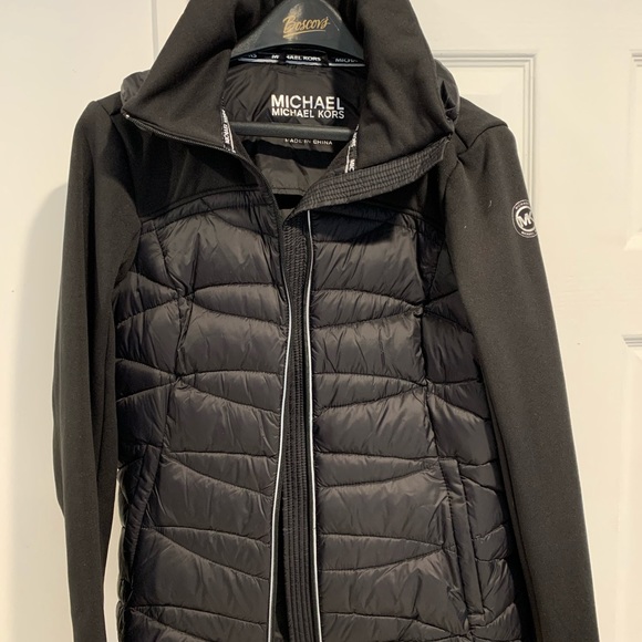 Michael Kors light weight coat size medium